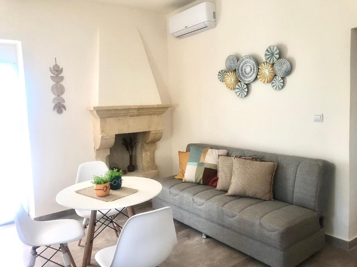 The Serene Veranda With Breathtaking Views 콜림바리 외부 사진